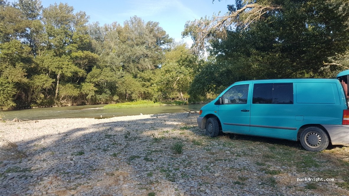 (31360) Funes - Unnamed Road — foto