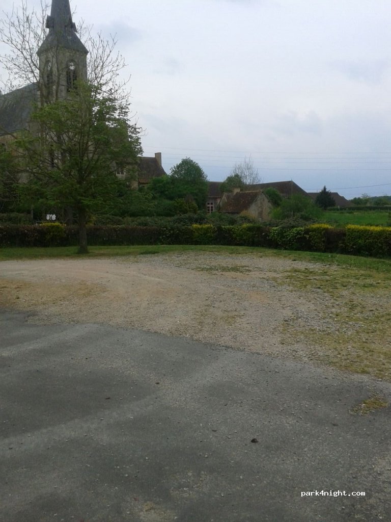 (72170) Saint-Marceau - D293 — foto 3