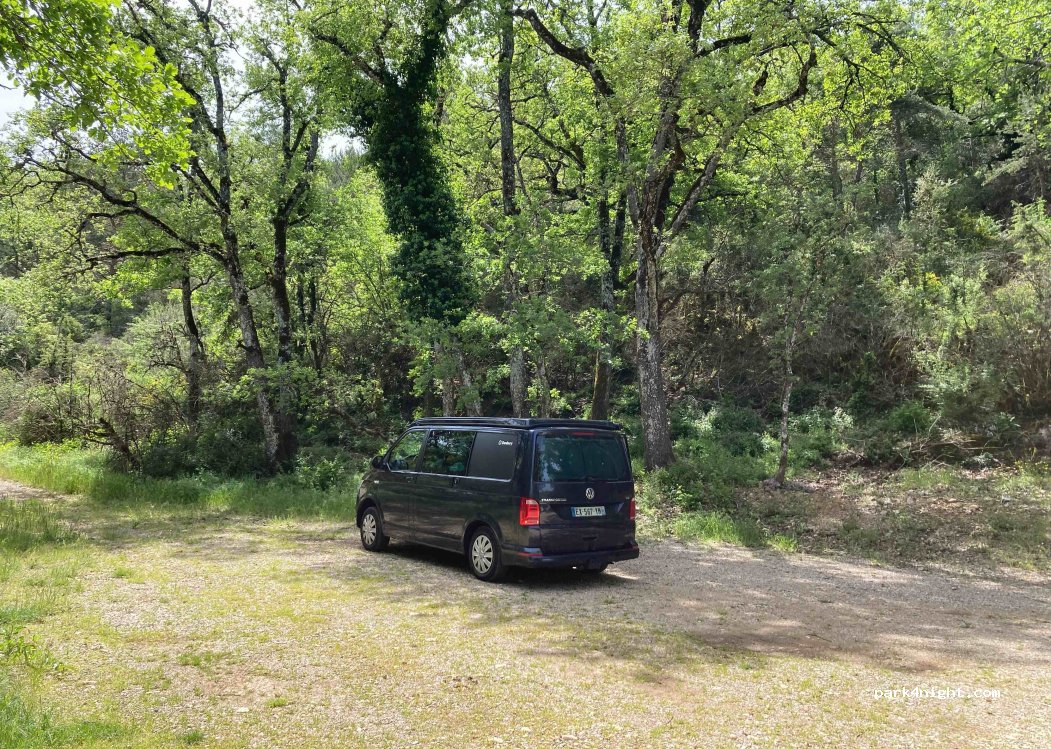 (04800) Esparron-de-Verdon - Route d'Albiosc — foto