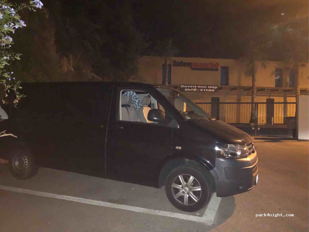 (06230) Villefranche-sur-Mer - 4 Avenue Auguste Galtier/Av. Raquel Meller — foto