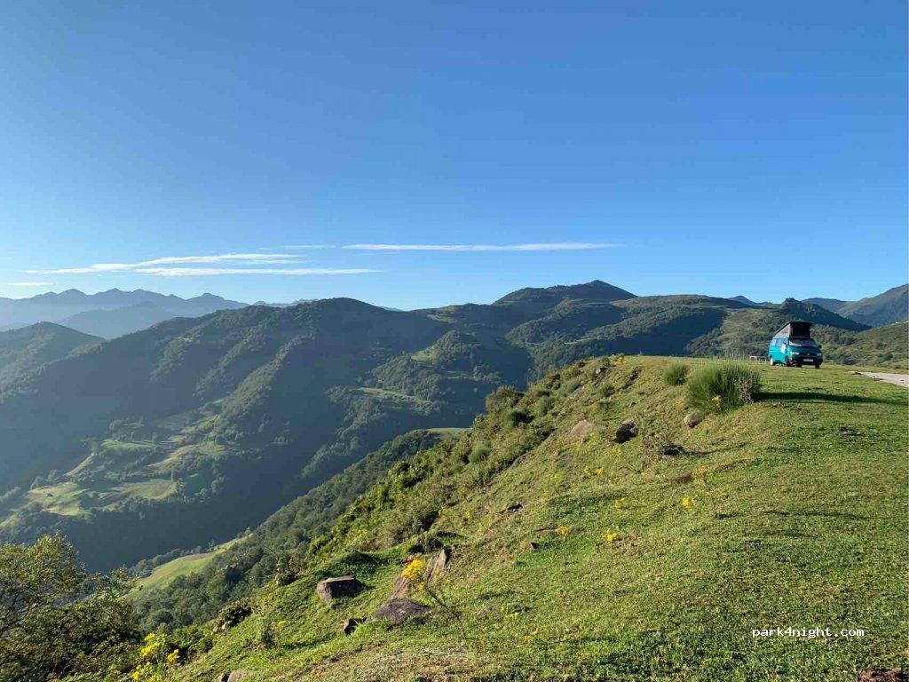 (33685) Bello - Mirador de Coto Bello, Unnamed Road — foto 2