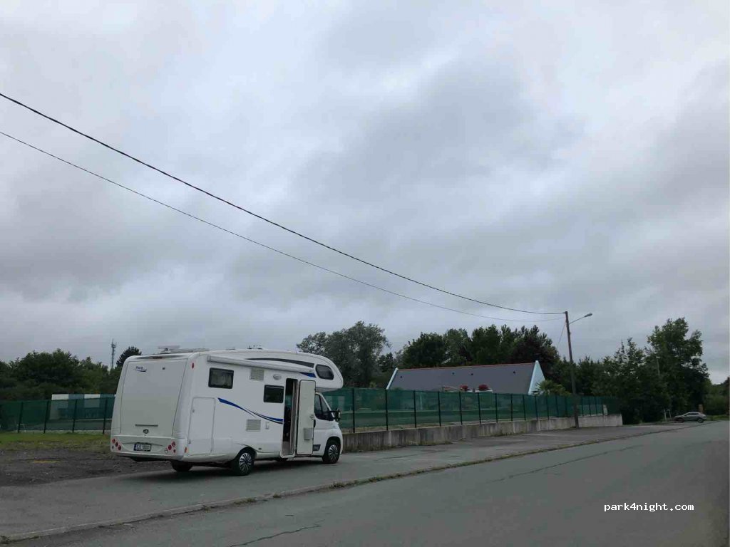 (29450) Sizun - 800 Gollen — foto