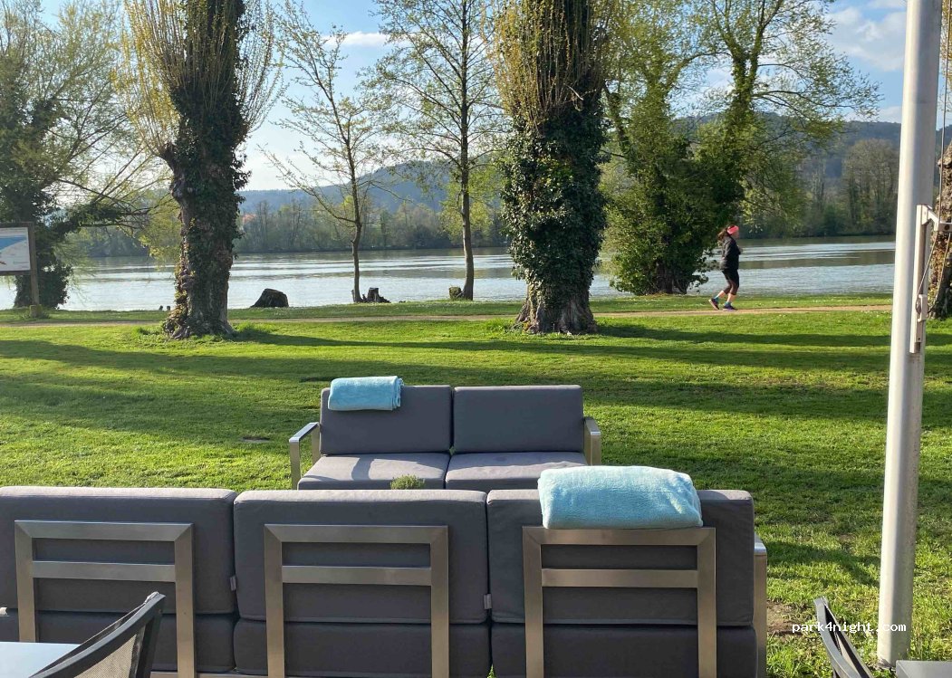 Camping und Schwimmbad am Rhein — foto 4