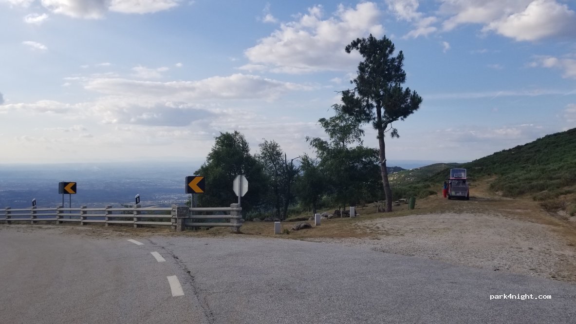 (6270) Loriga - Unnamed Road — foto
