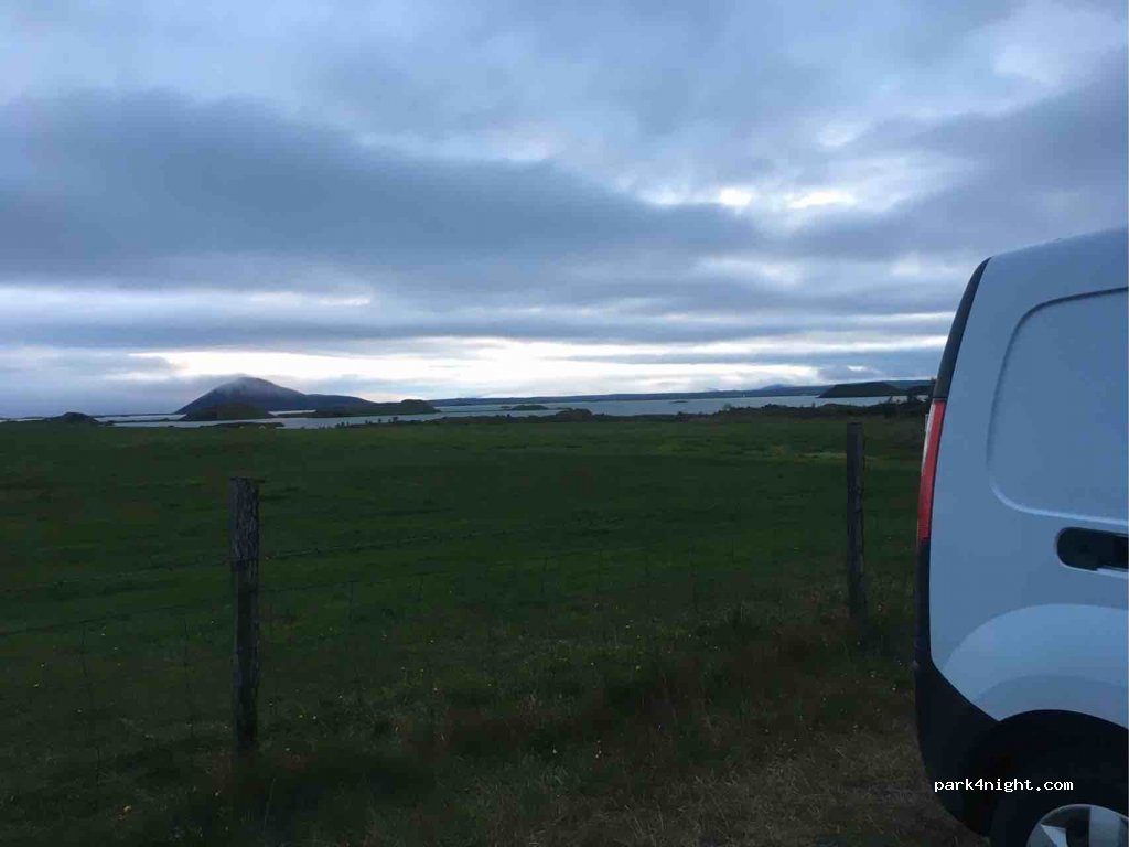 () Reykjahlíð - Mývatnsvegur — foto