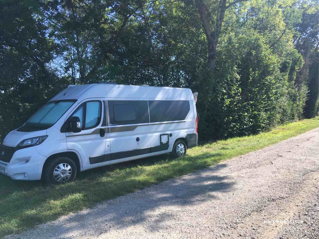 (39210) Granges-sur-Baume - D4 — foto