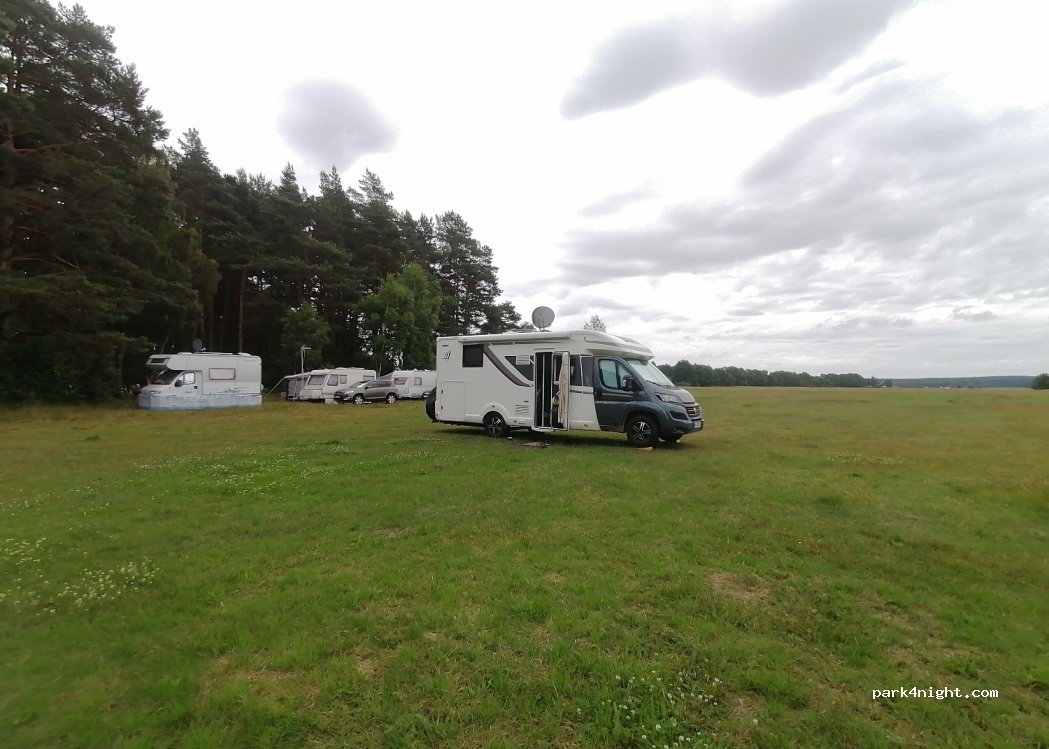 (84-105) Karwieńskie Błoto - Unnamed Road — foto 4