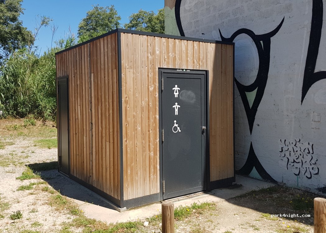 (84440) Robion - 776 Avenue de la Gare — foto 4