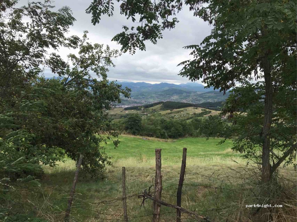 () Boturovina - Đurđevi Stupovi — foto