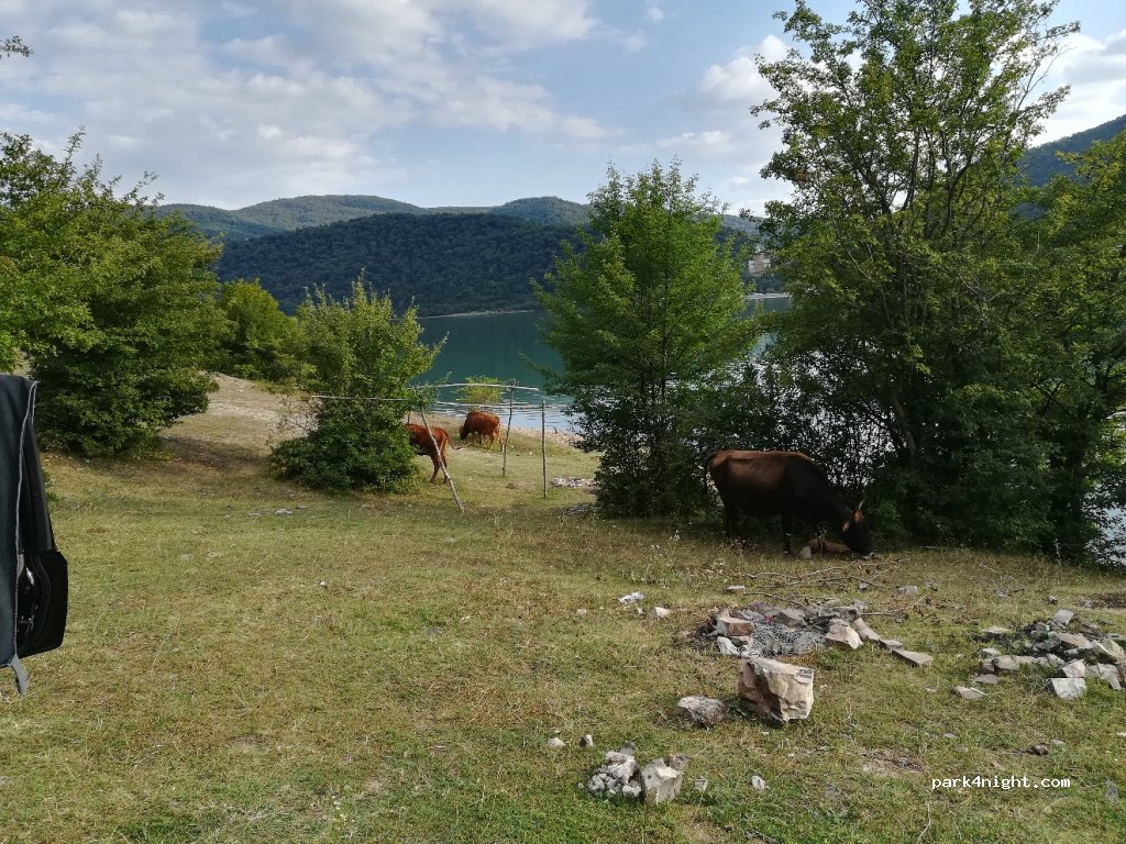 (1803) Avenisi - Unnamed Road — foto 2