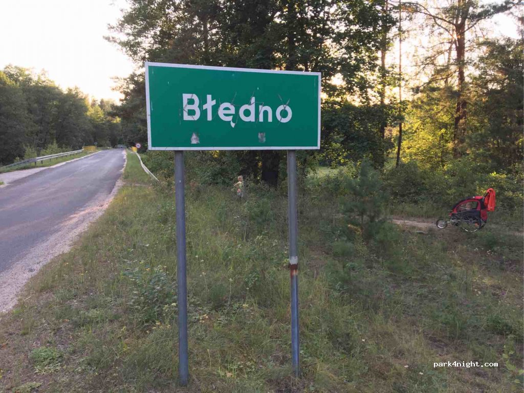 (86-150) Osie / Błędno - Unnamed Road — foto