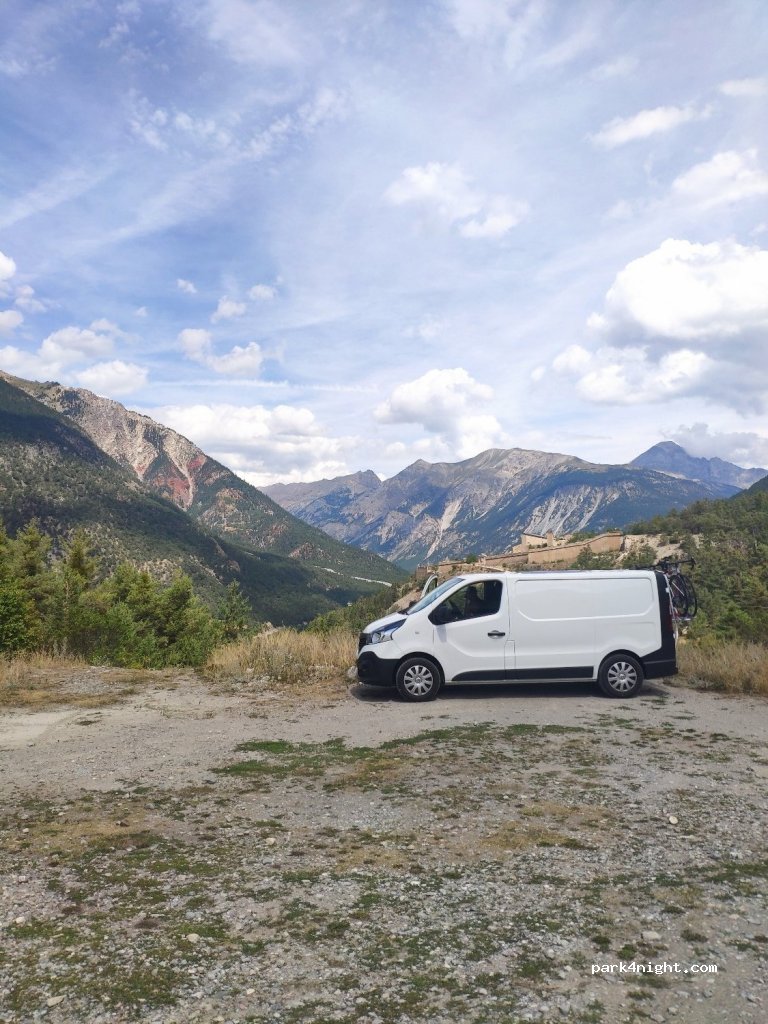 (05100) Briançon - Unnamed Road — foto 2