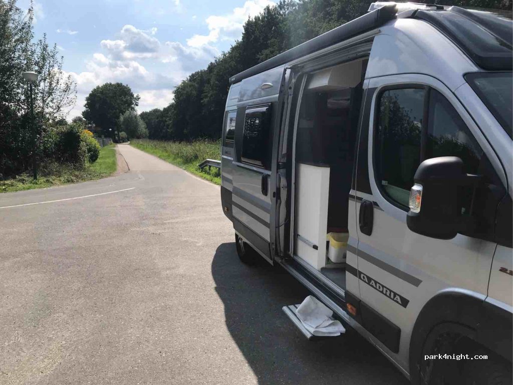 (3831 GP) Leusden - Kanaalweg — foto 2