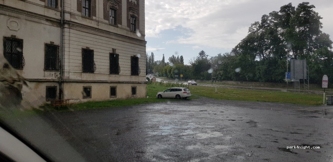 (284 01) Kutná Hora - 17 Jiřího z Poděbrad — foto