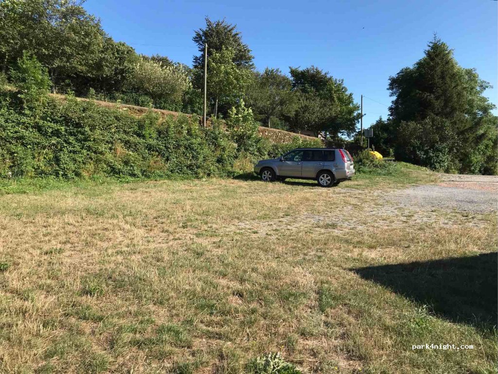 (81200) Mazamet - Unnamed Road — foto