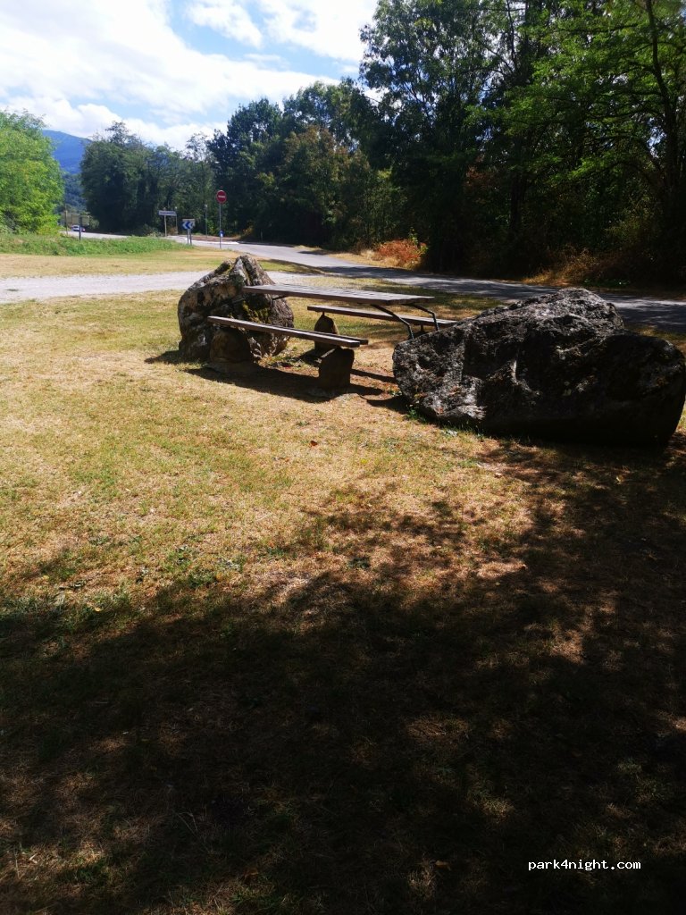 (09330) Montgailhard - 44 Avenue des Pyrénées — foto