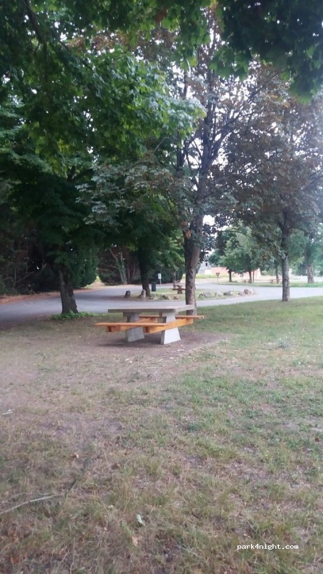 (72800) Coulongé - Les Maisons Rouges — foto