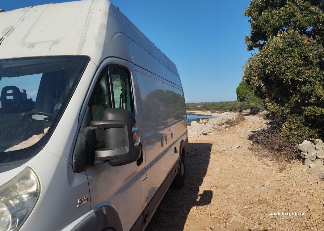 (53291) Novalja - Unnamed Road — foto 3