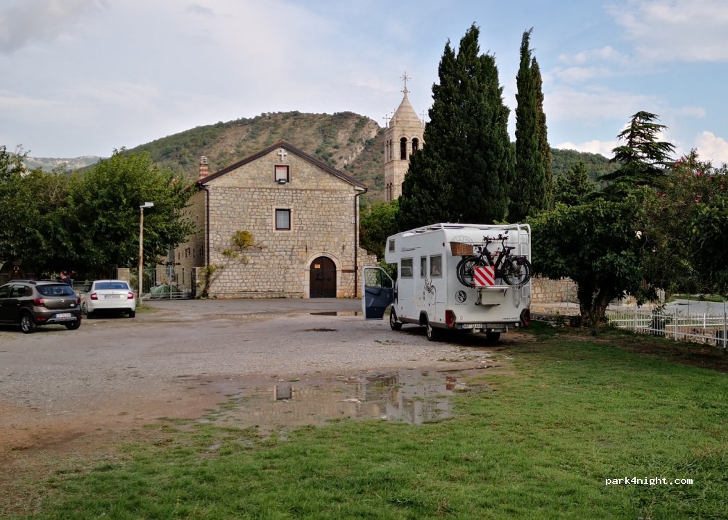 () Katun Reževići - E80 — foto