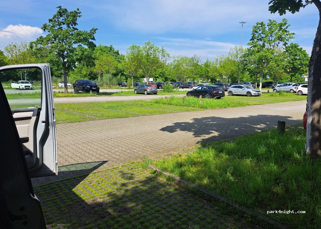 (70374) Stuttgart - Sommerrainstraße — foto 3