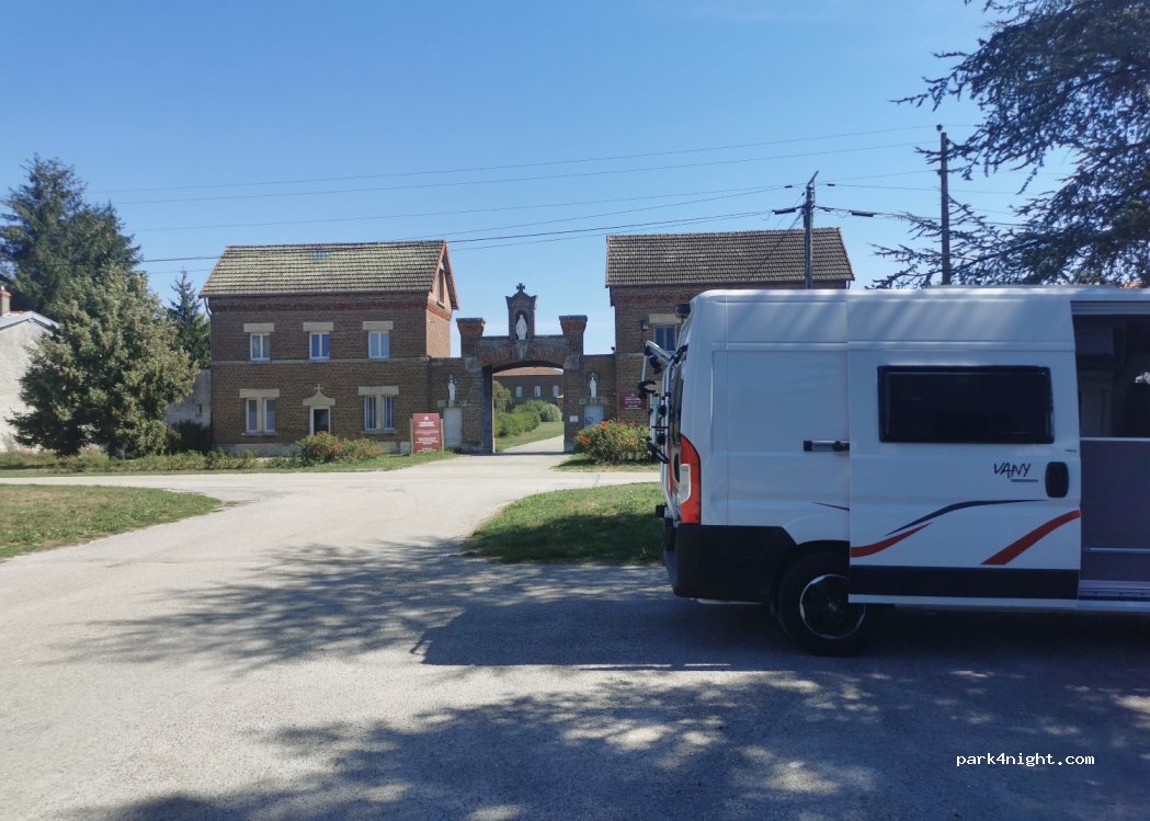 (01330) Le Plantay - 1600 Route de l'Abbaye — foto