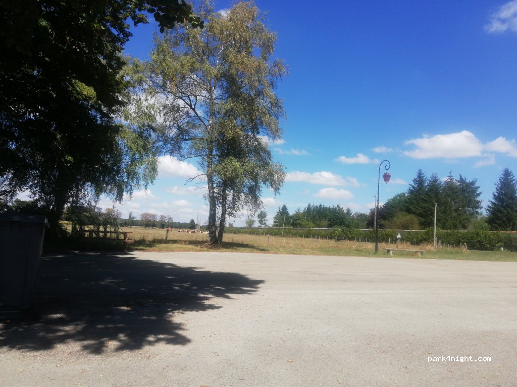 (01330) Le Plantay - 1600 Route de l'Abbaye — foto 3