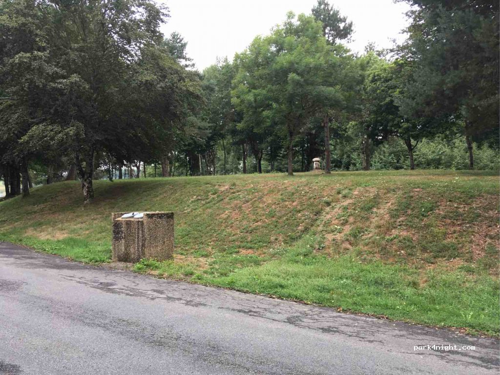(15220) Saint-Mamet-la-Salvetat - N122 — foto 2