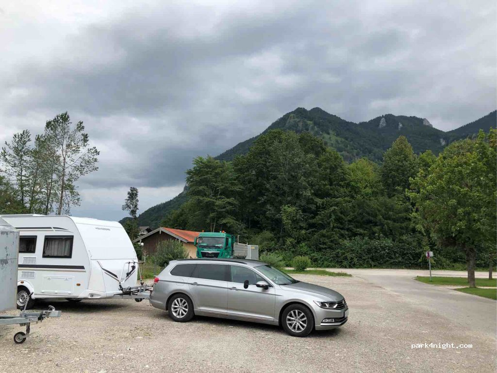 (83250) Marquartstein - 1a Pettendorfer Straße — foto