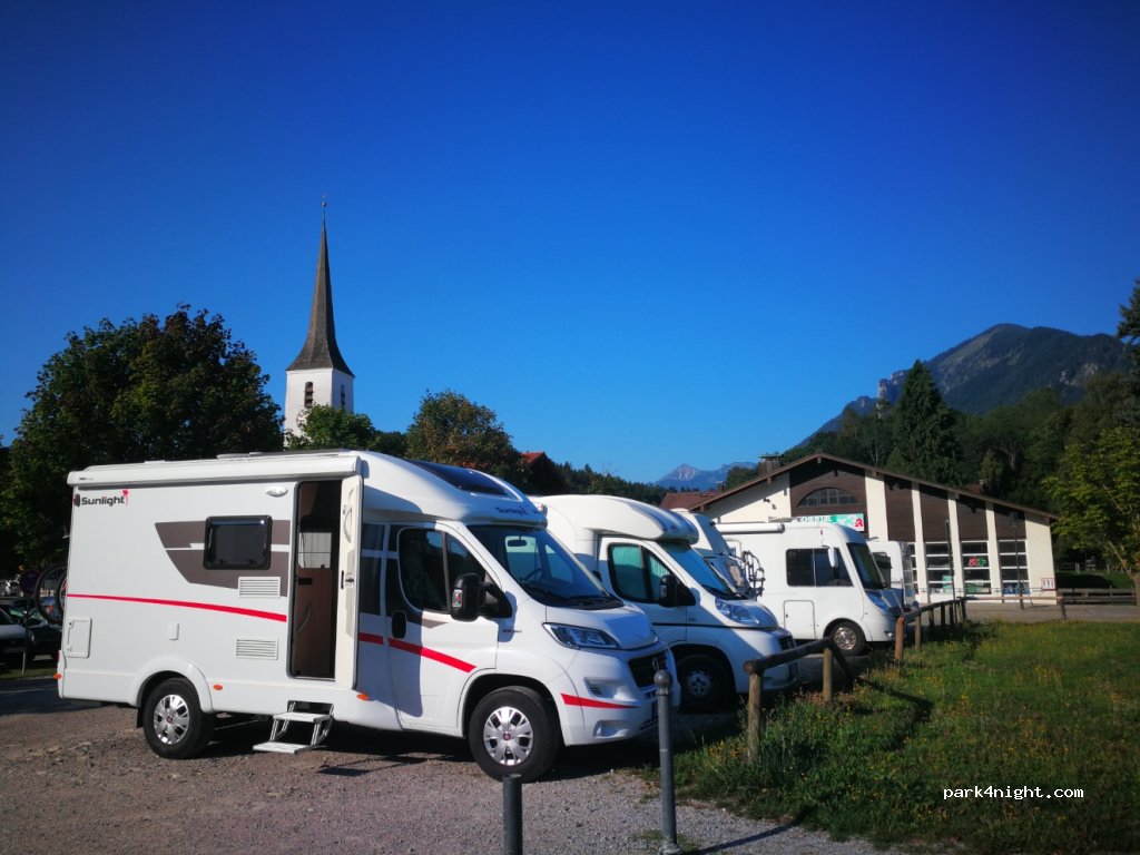 (83250) Marquartstein - 1a Pettendorfer Straße — foto 2