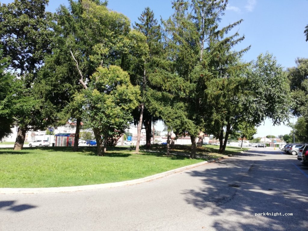 (36061) Bassano del Grappa - 41 Viale delle Fosse — foto