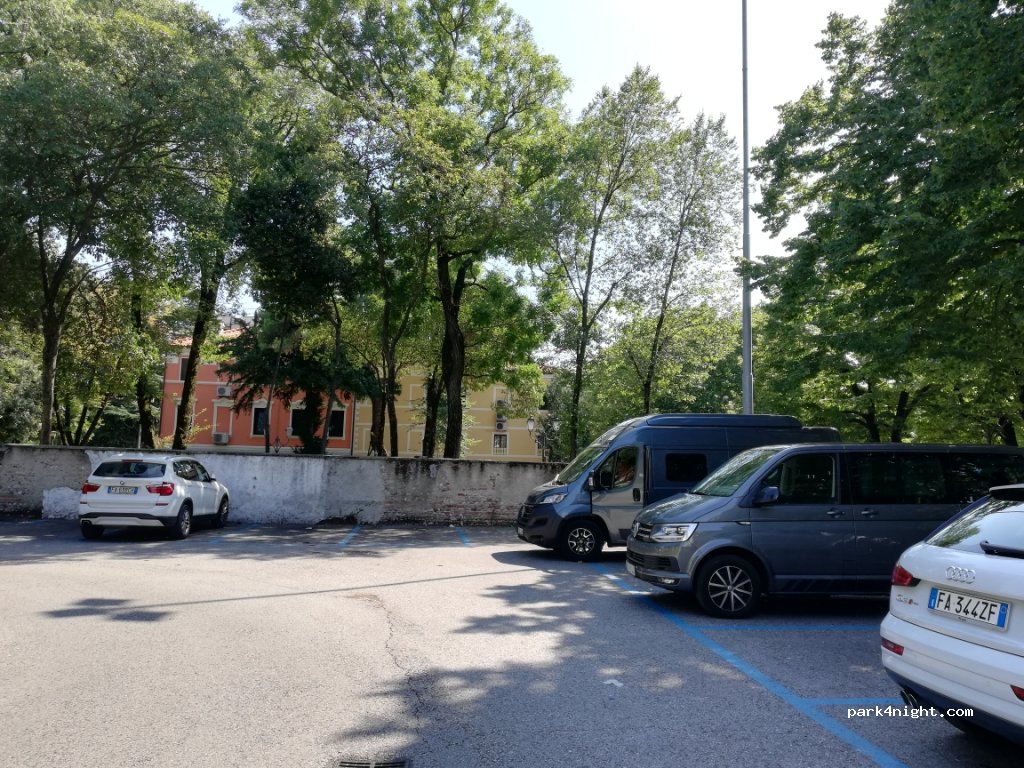 (36061) Bassano del Grappa - 41 Viale delle Fosse — foto 3
