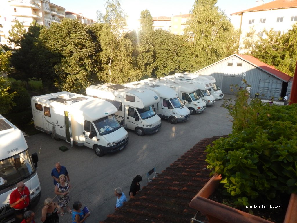 () Korçë - 18 Rruga Teli Samsuri — foto 2