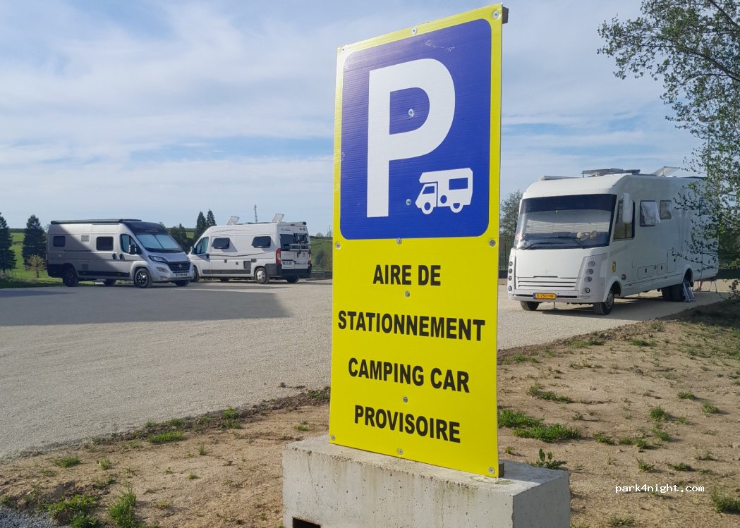 Aire de Camping Car Municipale Baraqueville — foto 2
