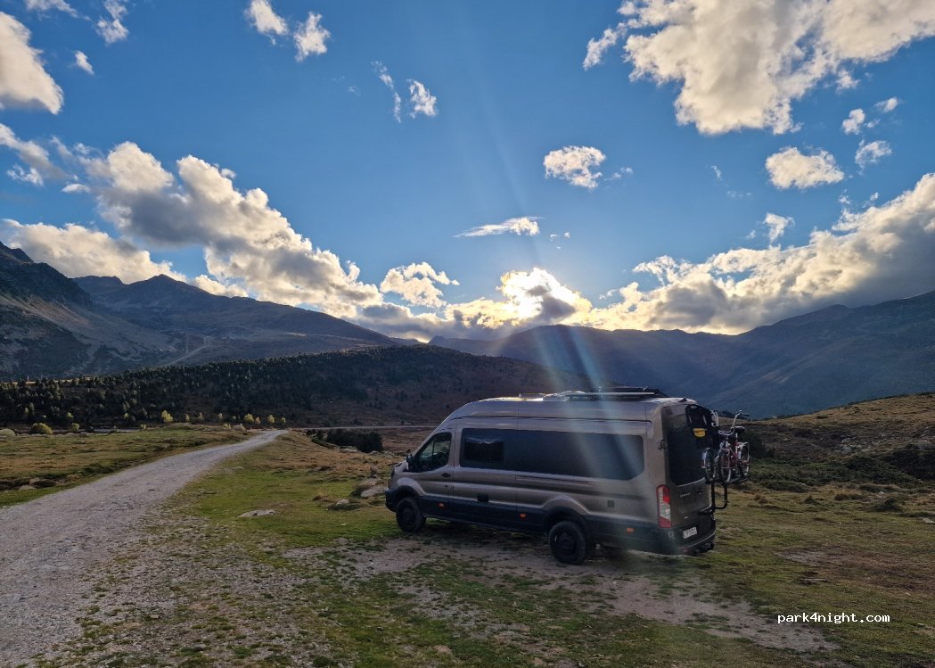 (66760) Porté-Puymorens - Chemin du Bas-Puymorens — foto 3