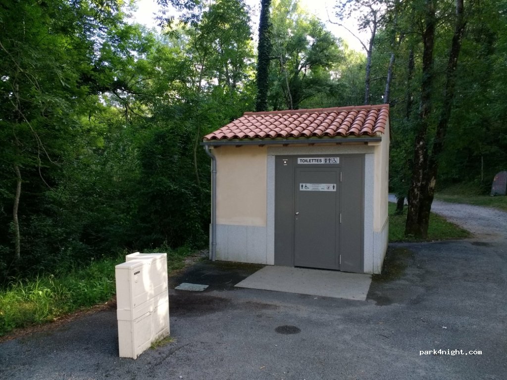 (81210) Lacrouzette - Puech des Fourches — foto