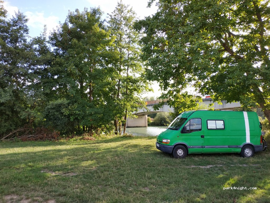 (02400) Chartèves - D4 — foto