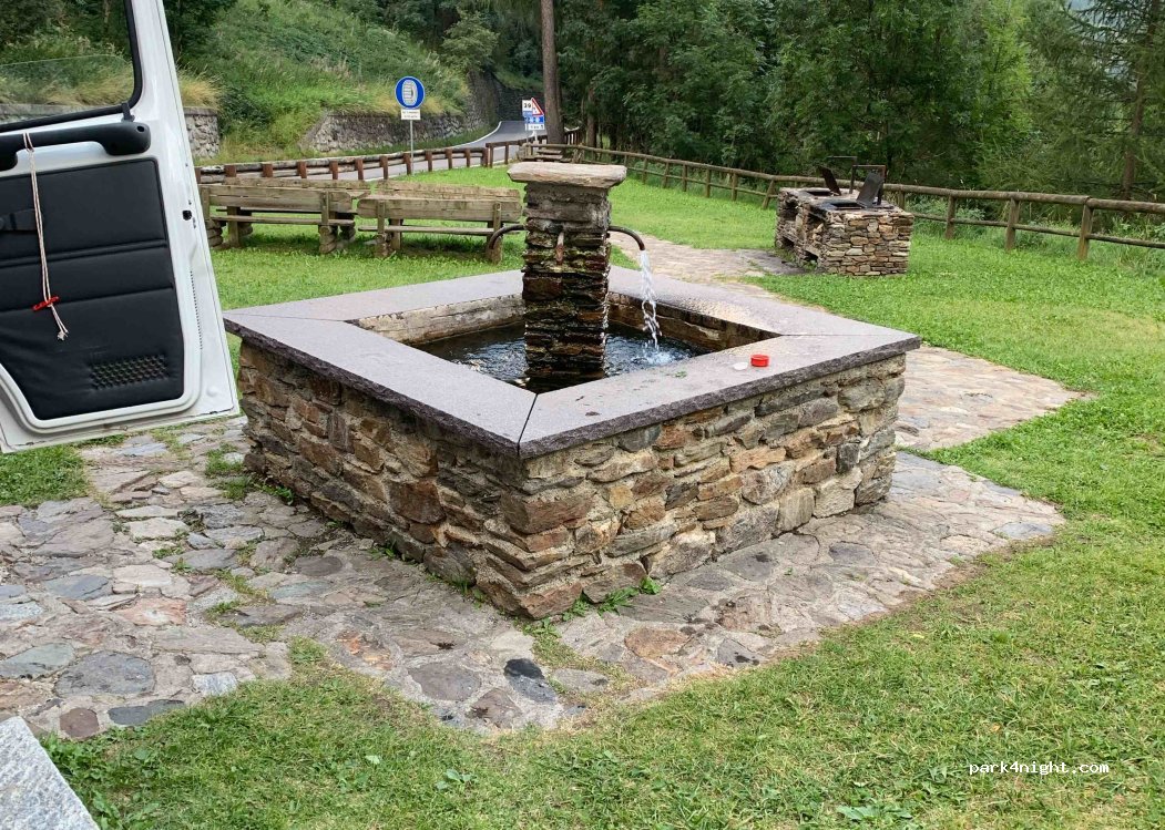 (25056) Pezzo - Via Statale del Passo Gavia — foto 3