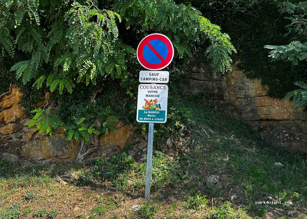 Aire de camping-car Cousance — foto 3
