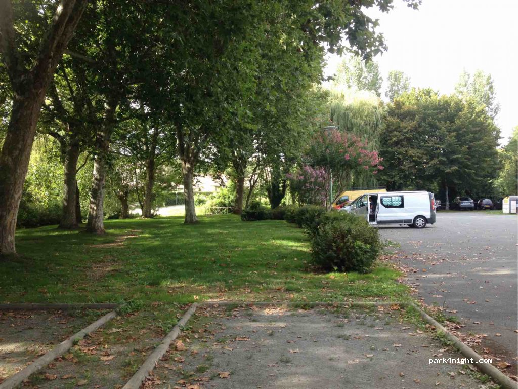(79410) Saint-Maxire - 25 Rue de la Mairie — foto