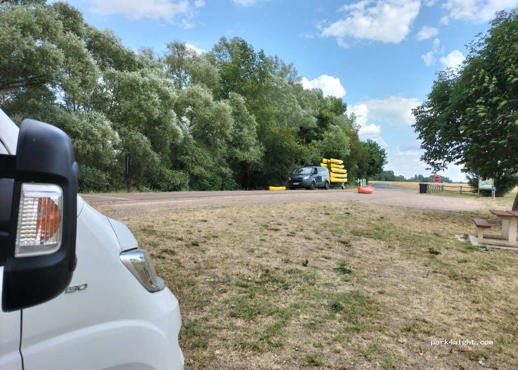 (18300) Couargues - D259 — foto 5