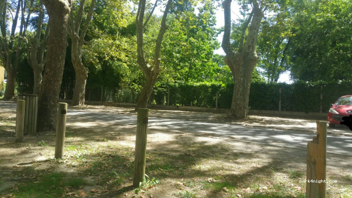 (81580) Soual - 3 Avenue des Pyrénées — foto