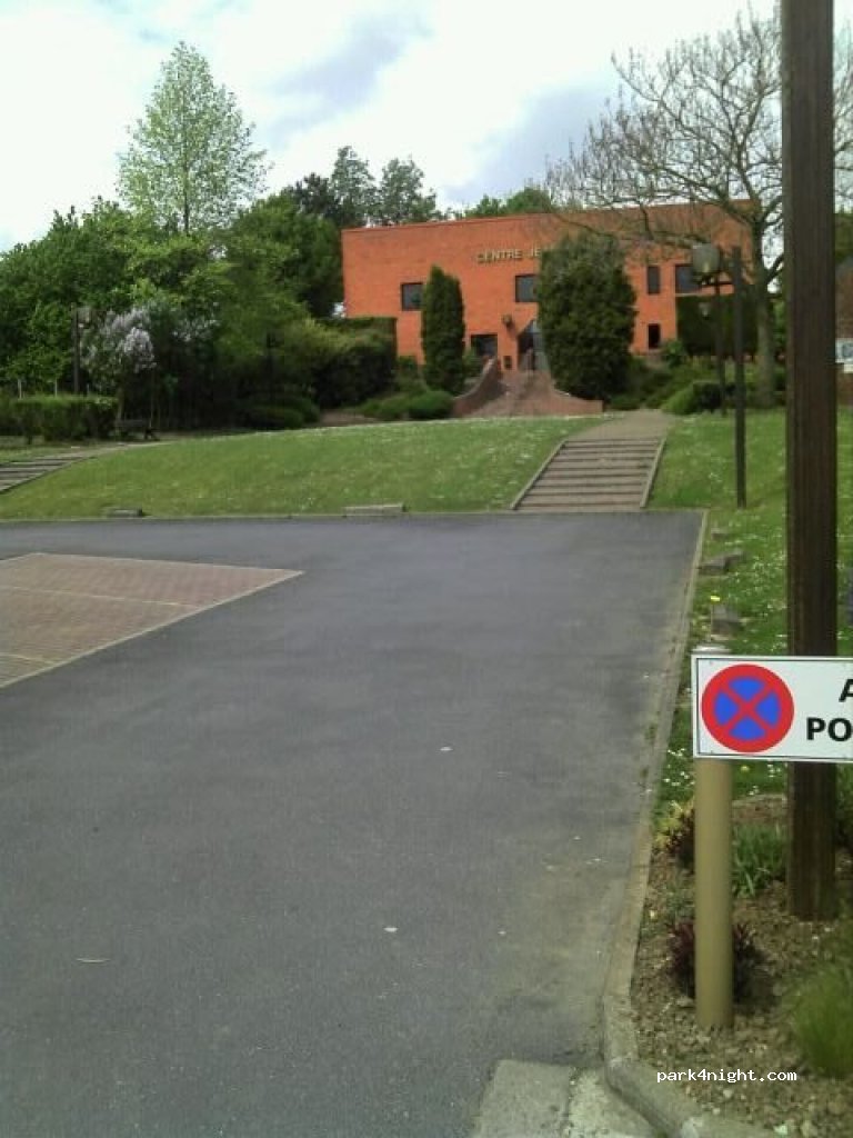 (59258) Les Rues-des-Vignes - 561 Rue Haute — foto 2