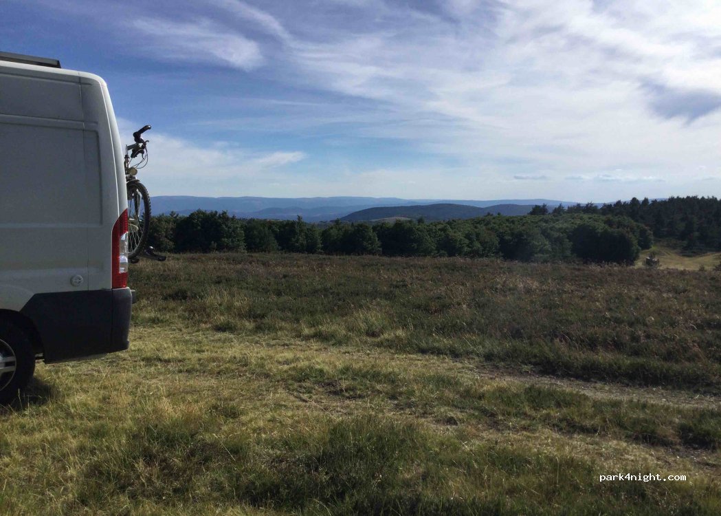 (07590) Saint-Étienne-de-Lugdarès - D239 — foto 2