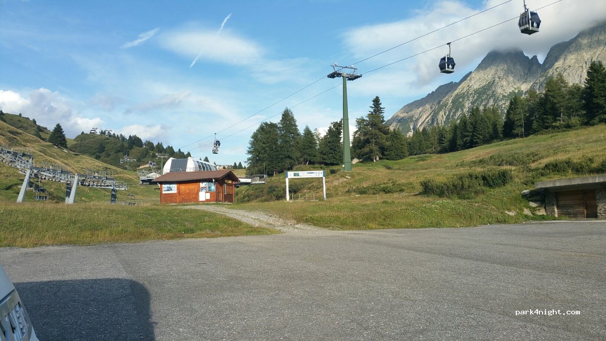 (25056) Ponte di Legno - 25 Strada Statale 42 — foto