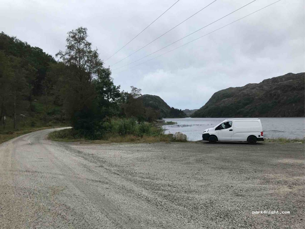 (4370)  - 210 Grødeimslia — foto