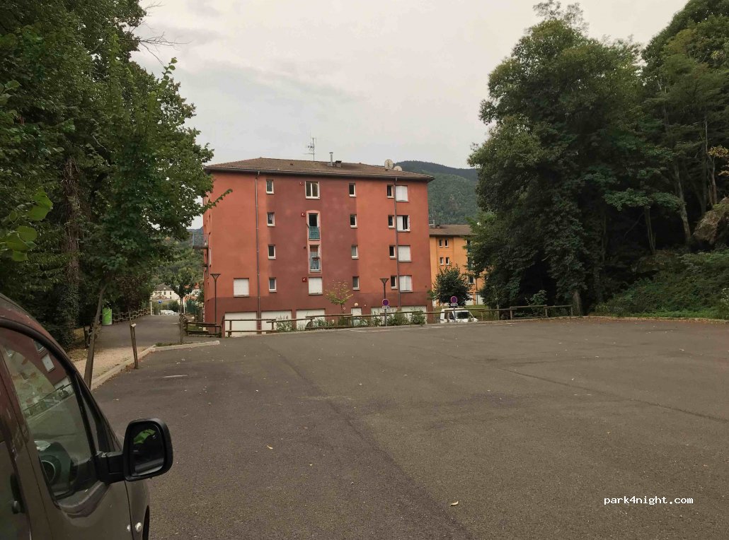 (09110) Ax-les-Thermes - 29 Avenue Théophile Delcassé — foto 2