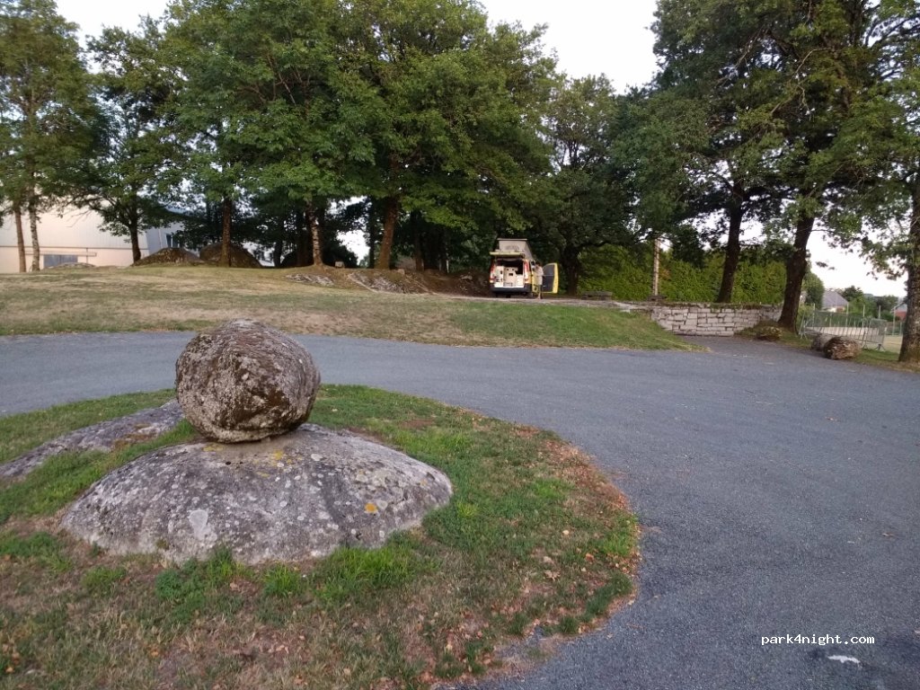 (81490) Saint-Salvy-de-la-Balme - 9 Rue Pierre Coubertin — foto 2