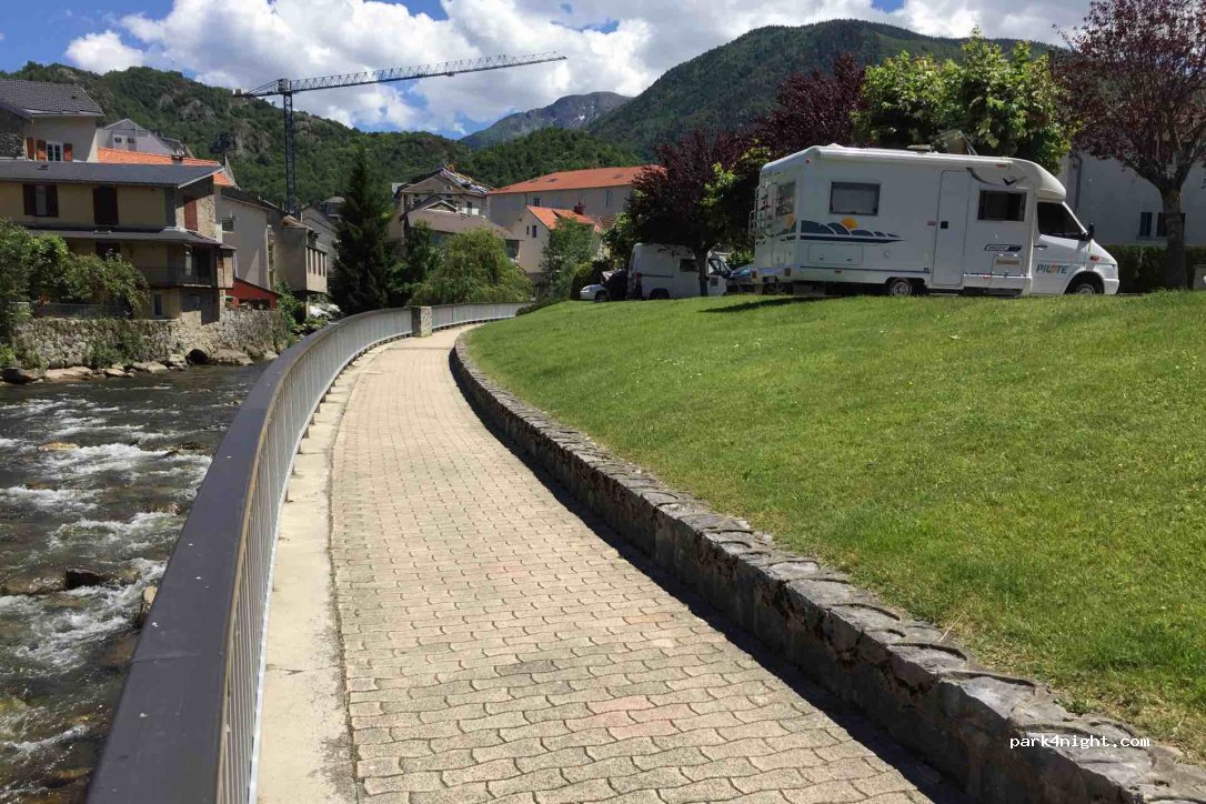 (09110) Ax-les-Thermes - 918 En Castel — foto