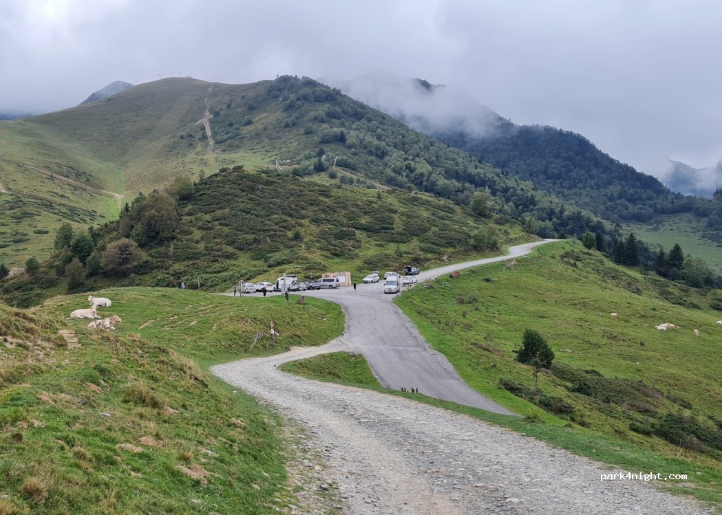 (65240) Génos - Unnamed Road — foto 2