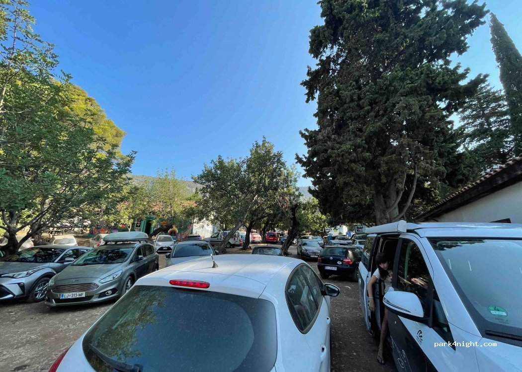 (21485) Komiža - 4 Ulica Komiških iseljenika — foto 2